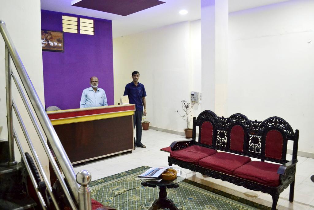 Galaxy Comforts Otel Maisur Dış mekan fotoğraf